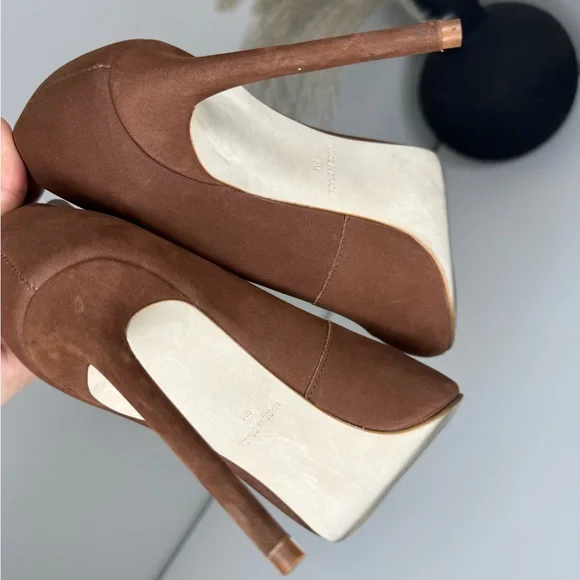 Steve Madden Brown Pointed Toe Heels - Picture 4 of 5